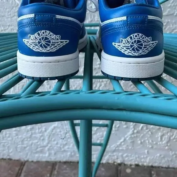 Women's Air Jordan low Size 6W Marina Blue 2022 DC0774-114 GREAT CONDITION - Picture 5 of 10